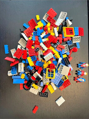 Tyco Vintage Bulk Building Bricks and Minifigures Lot Vintage Bulk Building